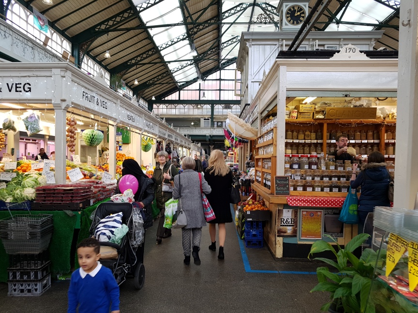Tag 287 – Reisebericht London/Cardiff, Teil V: Ein Schloß, die Arcades und Shopping bei Prinz Charles